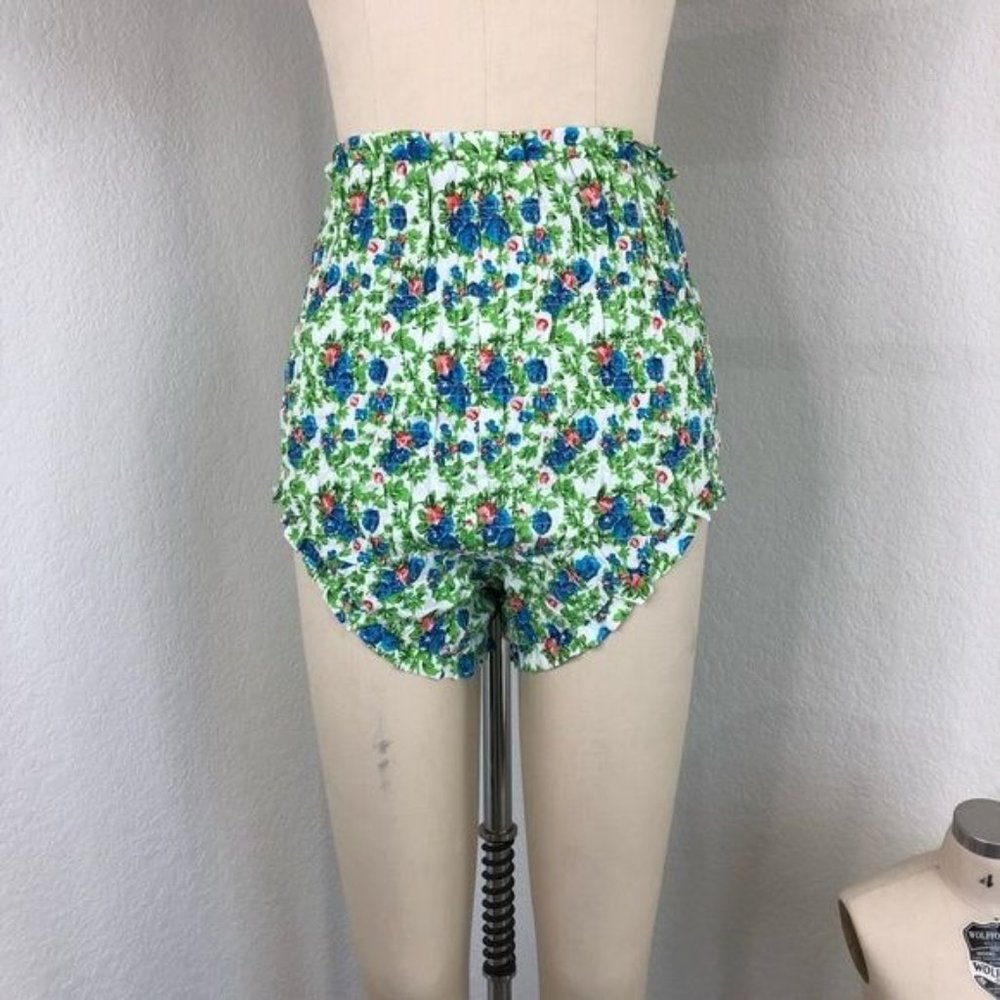 House Of Sunny Floral Smocked Bloomers High Rise Cover Up Shorts - Picture 7 of 10